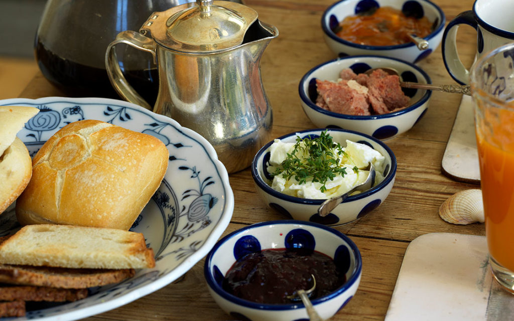 Speisen zum Osterfrühstück im Gasthof Alt Sieseby